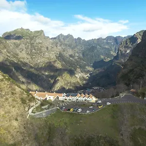 Szálloda Eira Do Serrado - & Curral das Freiras